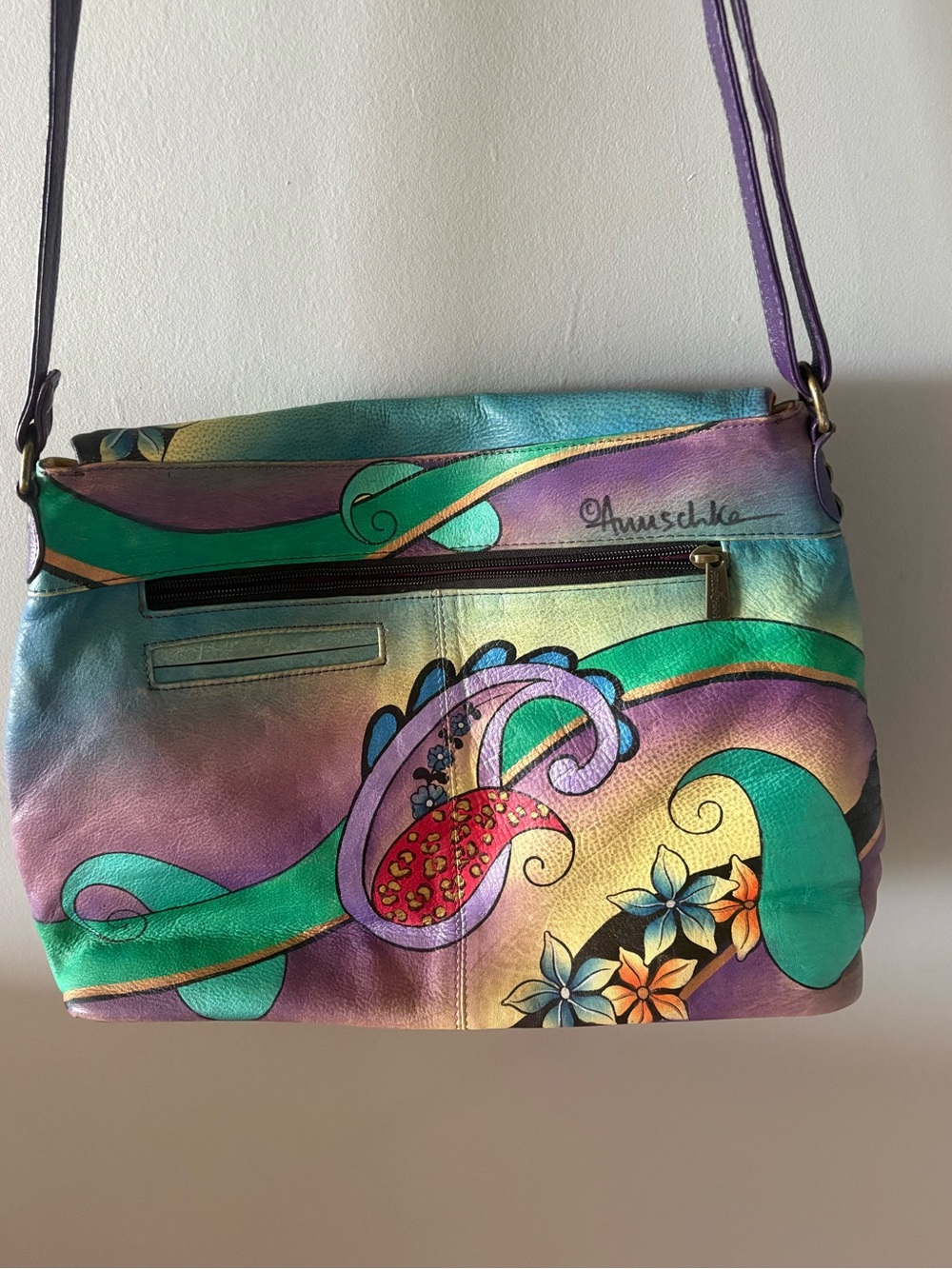 Anuschka hand painted genuine leather bag - Picture 3 of 8